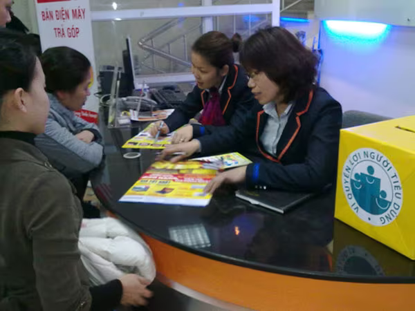 Mua phải hàng kém chất lượng, người tiêu dùng vẫn ngại lên tiếng ảnh 1 Mua phải hàng kém chất lượng, người tiêu dùng vẫn ngại lên tiếng ảnh 1