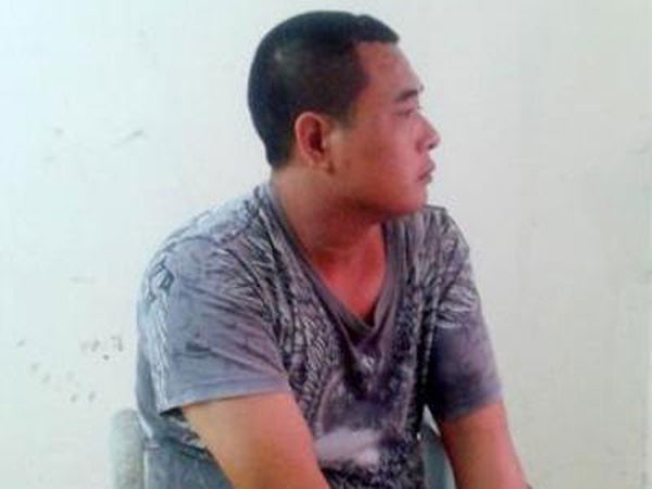 “Ngáo đá”, cầm kéo cố thủ trong nhà hàng xóm ảnh 1 “Ngáo đá”, cầm kéo cố thủ trong nhà hàng xóm ảnh 1
