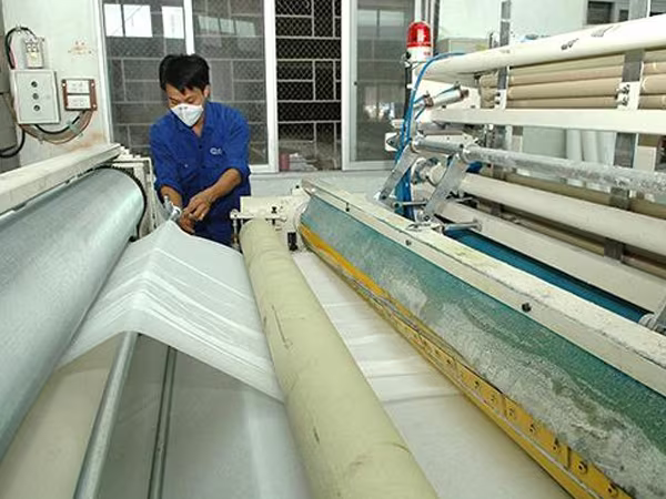 Quy định về nhập khẩu máy móc, thiết bị cũ: Làm khó doanh nghiệp ảnh 1