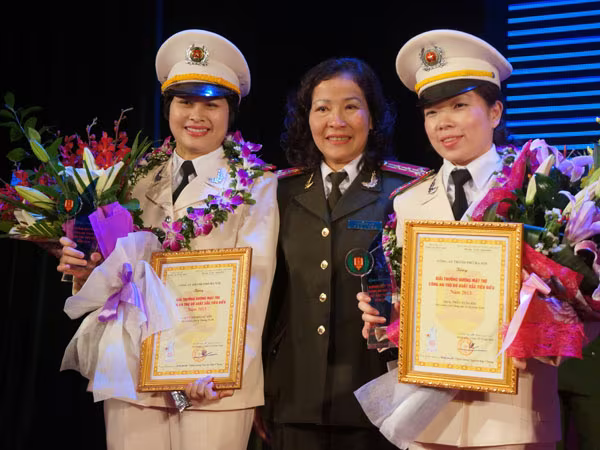 Nữ trinh sát kể chuyện phá án ảnh 1