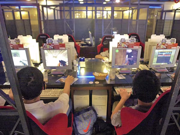 Hai mặt của trò chơi điện tử ảnh 1