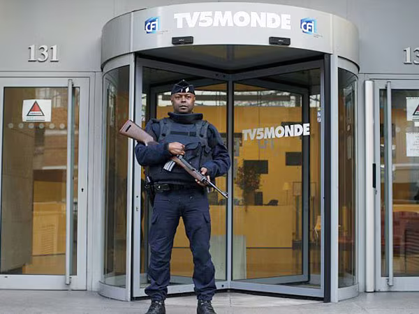 Đài truyền hình TV5Monde bị tin tặc IS tấn công ảnh 1