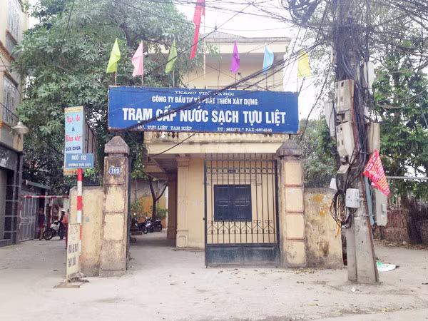 Sống chung với nước sạch toàn cặn bẩn ảnh 1