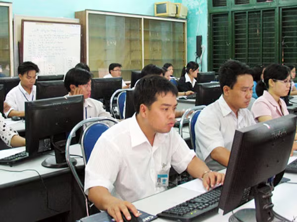 Muốn tinh giản biên chế, phải quy trách nhiệm người đứng đầu ảnh 1