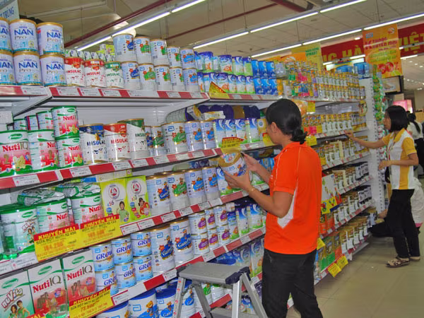 Giá sữa Việt Nam đắt hơn Thái Lan ảnh 1