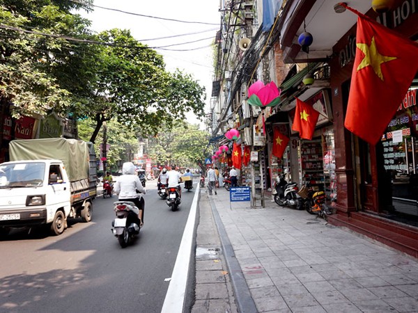 Triển khai các tuyến phố điểm về môi trường tại 4 quận ảnh 1 Triển khai các tuyến phố điểm về môi trường tại 4 quận ảnh 1