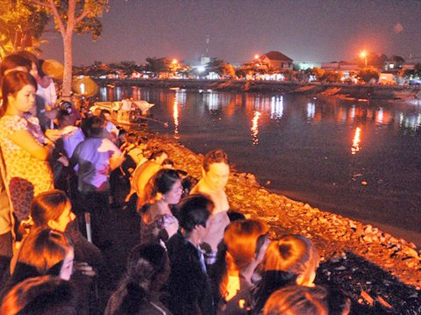 Đánh người rơi xuống kênh chết đuối có phạm tội giết người không? ảnh 1 Đánh người rơi xuống kênh chết đuối có phạm tội giết người không? ảnh 1