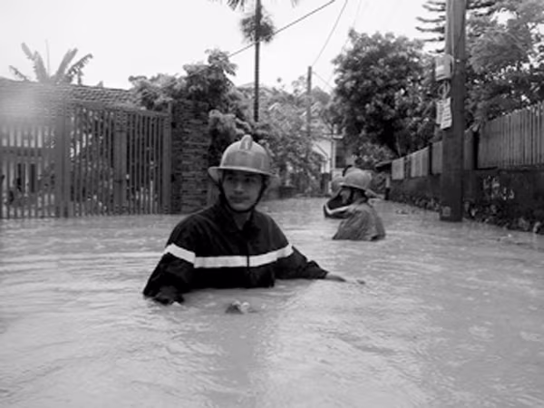 Ngập lụt, sạt lở khắp các tỉnh miền Bắc ảnh 2