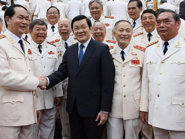 Chủ tịch nước Trương Tấn Sang gặp mặt thân mật các thế hệ tướng lĩnh Công an nhân dân  ảnh 1 Chủ tịch nước Trương Tấn Sang gặp mặt thân mật các thế hệ tướng lĩnh Công an nhân dân  ảnh 1