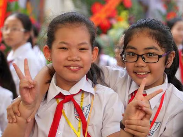 Sẽ có những bất ngờ trong ngày khai giảng ảnh 1