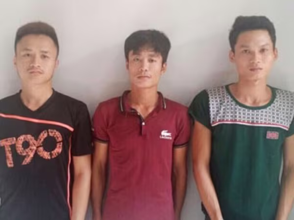 4 gã trai chuyên "ăn" dây cáp điện ảnh 1 4 gã trai chuyên "ăn" dây cáp điện ảnh 1