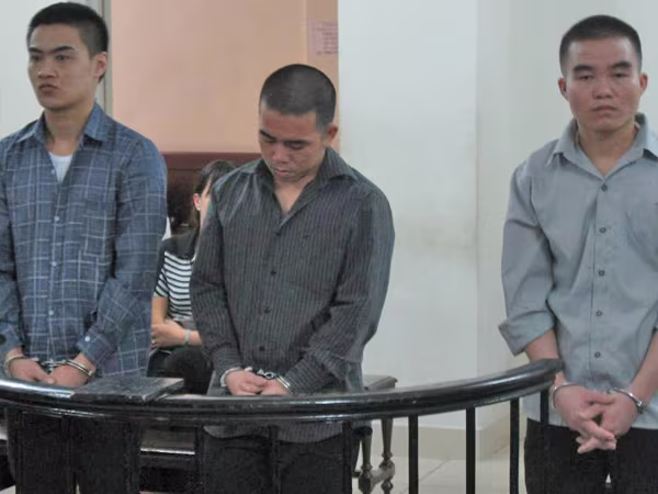 Buôn ma túy để trang trải "tình phí" ảnh 1 Buôn ma túy để trang trải "tình phí" ảnh 1