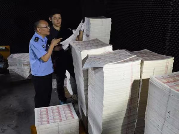 Trung Quốc triệt phá đường dây tiền giả chấn động Quảng Đông ảnh 1 Trung Quốc triệt phá đường dây tiền giả chấn động Quảng Đông ảnh 1