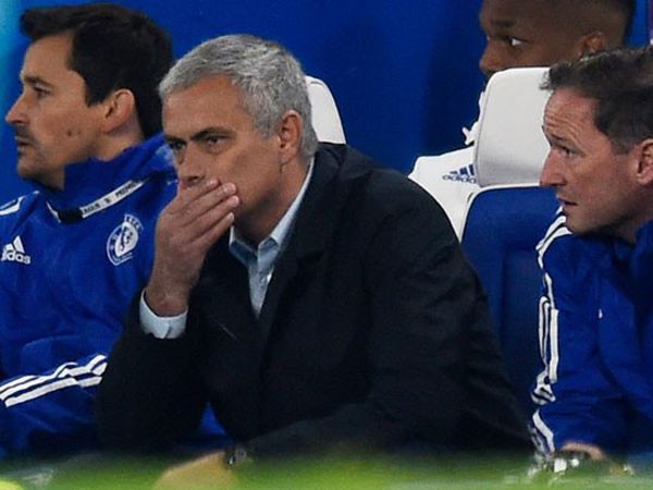 Vì sao Abramovich không dám sa thải Mourinho? ảnh 1 Vì sao Abramovich không dám sa thải Mourinho? ảnh 1