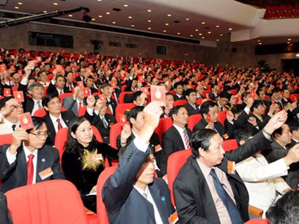 Lựa chọn người ưu tú nhất vào BCH Đảng bộ thành phố Hà Nội ảnh 2