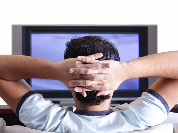 Xem nhiều tivi dễ tử vong sớm ảnh 1 Xem nhiều tivi dễ tử vong sớm ảnh 1