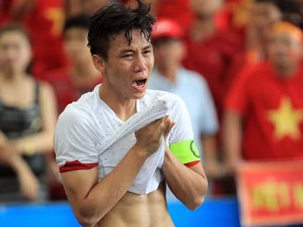 Trung vệ Quế Ngọc Hải tìm thấy lối thoát ảnh 1