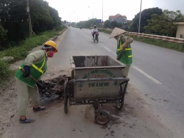 Chặn đứng xe tải "trâu đầm" trên Quốc lộ 70 ảnh 2