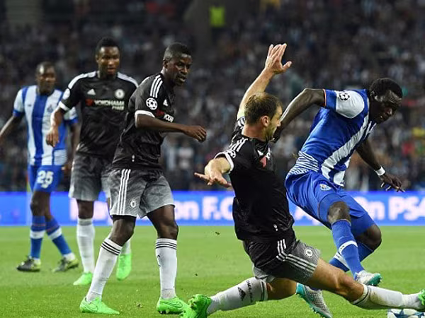 Lượt trận cuối vòng bảng Champions League: Kịch tính tới phút cuối cùng ảnh 1 Lượt trận cuối vòng bảng Champions League: Kịch tính tới phút cuối cùng ảnh 1