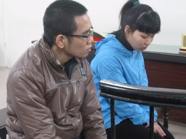 Làm "hoa tiêu" cho tình nhân trộm cắp ảnh 1 Làm "hoa tiêu" cho tình nhân trộm cắp ảnh 1