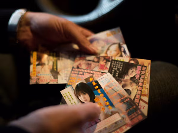 Công nghệ lăng xê gái mại dâm trên mạng xã hội ảnh 1