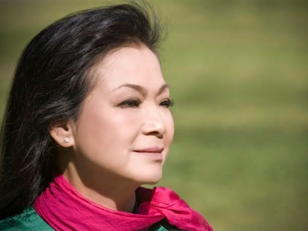 Ca sĩ Khánh Ly: "Cúi xuống thật gần" để yêu thương và sẻ chia ảnh 1 Ca sĩ Khánh Ly: "Cúi xuống thật gần" để yêu thương và sẻ chia ảnh 1
