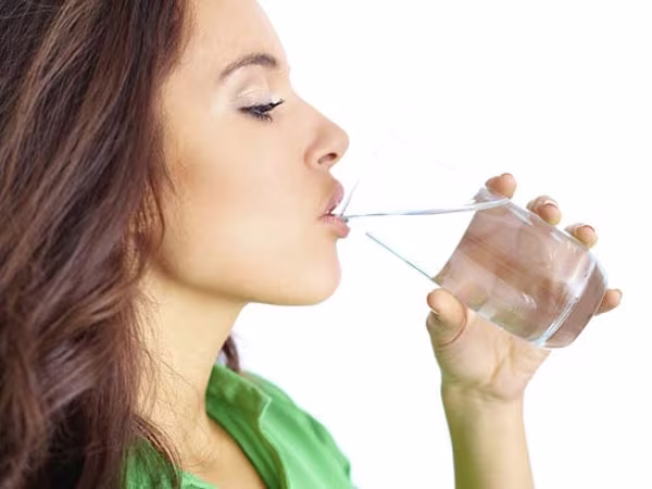 Khát nước liên tục - dấu hiệu chớ nên bỏ qua ảnh 1