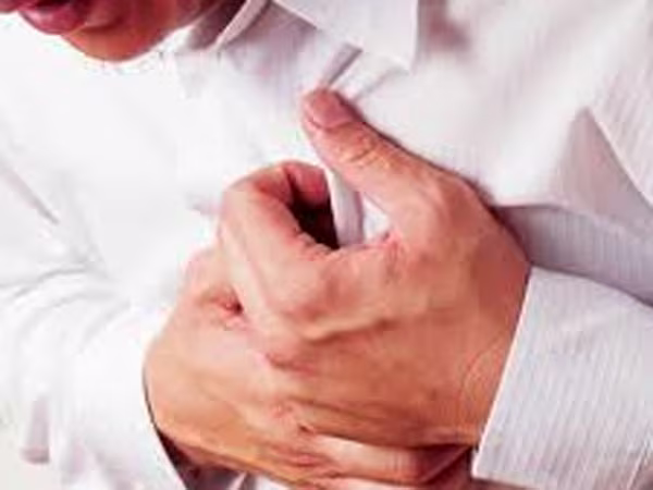 Đường huyết cao tăng cơn đau tim ảnh 1