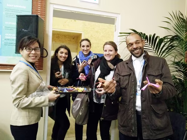 Những người lo "hạ sốt" cho Trái Đất ảnh 1