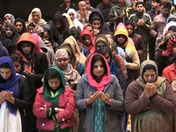 Pakistan tưởng niệm các nạn nhân vụ tấn công trường đại học ảnh 1 Pakistan tưởng niệm các nạn nhân vụ tấn công trường đại học ảnh 1