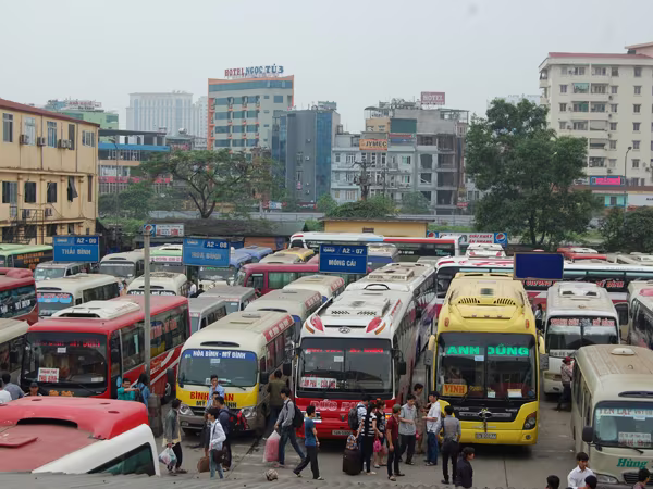 Xử lý cán bộ Thanh tra GTVT để xảy ra "xe dù, bến cóc", xe "rùa bò" ảnh 1 Xử lý cán bộ Thanh tra GTVT để xảy ra "xe dù, bến cóc", xe "rùa bò" ảnh 1