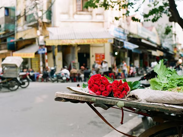 Yêu ở ngoài phố ảnh 1 Yêu ở ngoài phố ảnh 1