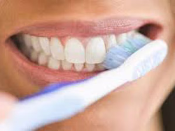 Sau 3 tháng, nên thay bàn chải đánh răng ảnh 1 Sau 3 tháng, nên thay bàn chải đánh răng ảnh 1