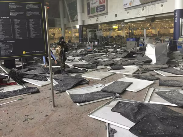 "Mẹ Satan" - chất nổ ưa thích của IS ảnh 1