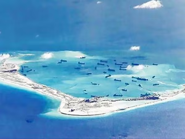 Trung Quốc không có lý do hạn chế tự do hàng hải ở Biển Đông ảnh 1