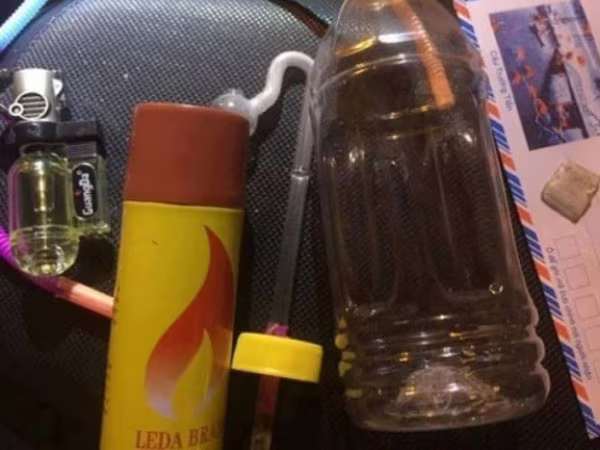 Mang theo ma túy và vam phá khóa đi trộm cắp ảnh 1