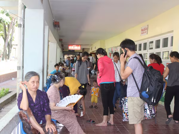 Nhiều người nhập viện vì thời tiết ảnh 1 Nhiều người nhập viện vì thời tiết ảnh 1