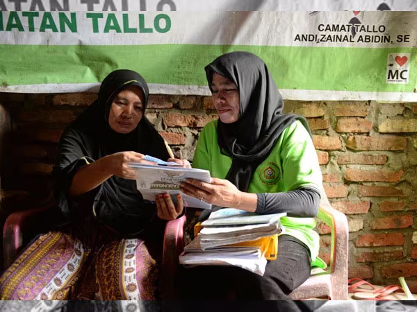 Trả nợ ngân hàng bằng rác ảnh 1