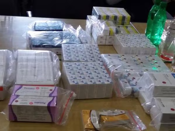 Indonesia triệt phá đường dây sản xuất vaccine giả ảnh 1 Indonesia triệt phá đường dây sản xuất vaccine giả ảnh 1