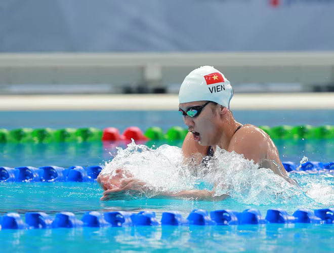 Ở SEA Games 29 vừa qua, Ánh Viên là vận động viên Việt Nam xuất sắc nhất với việc giành 8 Huy chương Vàng, phá 3 kỷ lục Đại hội. Trước đó 2 năm, tại SEA Games 28, Ánh Viên cũng giành tổng cộng 8 Huy chương Vàng và phá 8 kỷ lục. Đường bơi Đông Nam Á dường như đang nhỏ bé với tài năng của cô. Ở SEA Games 29 vừa qua, Ánh Viên là vận động viên Việt Nam xuất sắc nhất với việc giành 8 Huy chương Vàng, phá 3 kỷ lục Đại hội. Trước đó 2 năm, tại SEA Games 28, Ánh Viên cũng giành tổng cộng 8 Huy chương Vàng và phá 8 kỷ lục. Đường bơi Đông Nam Á dường như đang nhỏ bé với tài năng của cô.