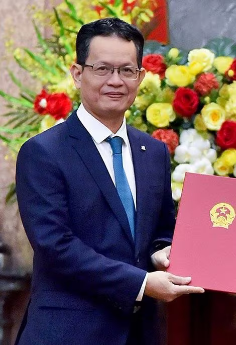 Những gương mặt Đại sứ mới của Việt Nam vừa được Chủ tịch nước bổ nhiệm ảnh 10