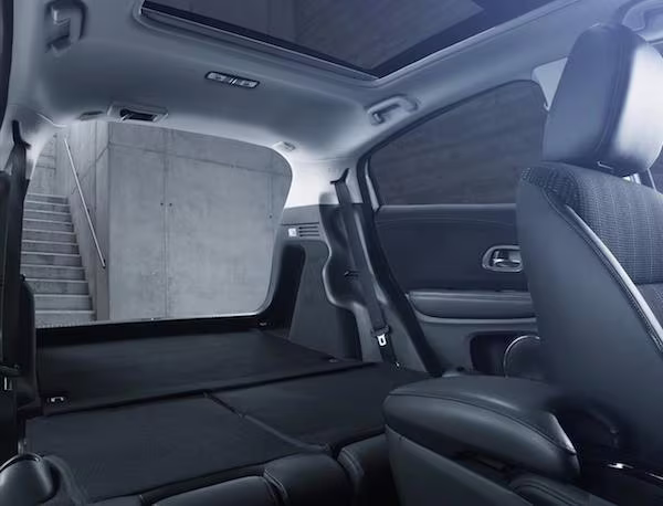 Honda HR-V 2015: Rộng rãi và tiện lợi ảnh 2