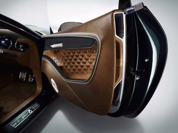 Bentley EXP 10 Speed 6: Sang trọng kết hợp thể thao ảnh 7 Bentley EXP 10 Speed 6: Sang trọng kết hợp thể thao ảnh 7