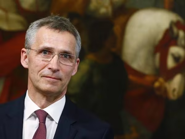 NATO cáo buộc Nga vẫn hỗ trợ cho lực lượng li khai Ukraine ảnh 1