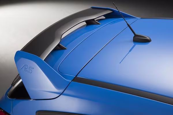 Ford Focus RS 2016 sẵn sàng cho triển lãm ôtô New York ảnh 6 Ford Focus RS 2016 sẵn sàng cho triển lãm ôtô New York ảnh 6