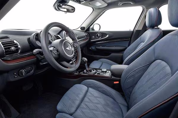 MINI Clubman mới xuất hiện với kiểu dáng hiện đại, phá cách ảnh 6 MINI Clubman mới xuất hiện với kiểu dáng hiện đại, phá cách ảnh 6