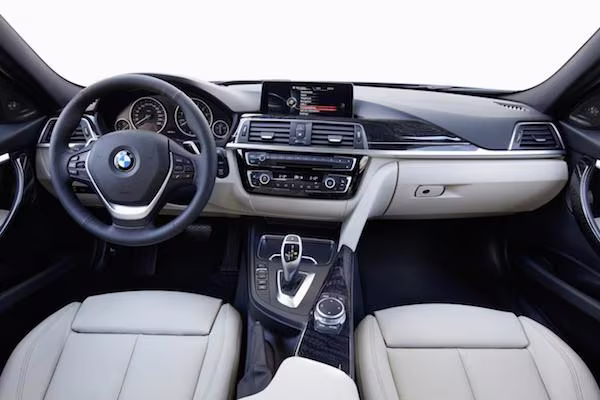 Chiêm ngưỡng những hình ảnh đẹp long lanh BMW 3-series  ảnh 2 Chiêm ngưỡng những hình ảnh đẹp long lanh BMW 3-series  ảnh 2