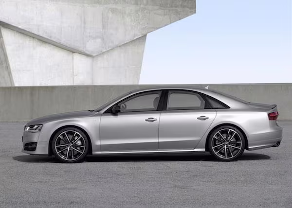 Audi S8 Plus mới: Mạnh mẽ và cao cấp ảnh 3 Audi S8 Plus mới: Mạnh mẽ và cao cấp ảnh 3