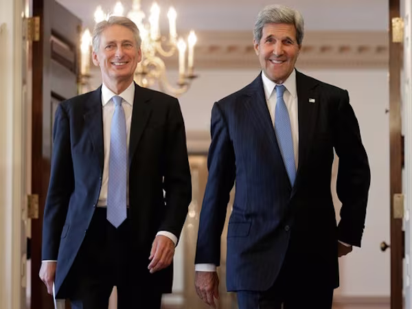 Mỹ giữ vững quan điểm phải lật đổ Tổng thống Syria ảnh 1