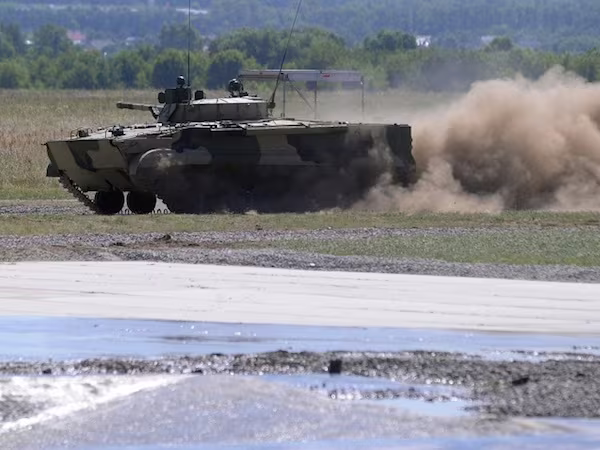 Ấn Độ - Nga cân nhắc hợp tác phát triển xe chiến đấu bộ binh mới ảnh 1